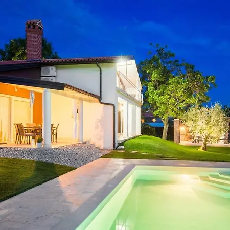 Parry Porec Comfortable Hotel