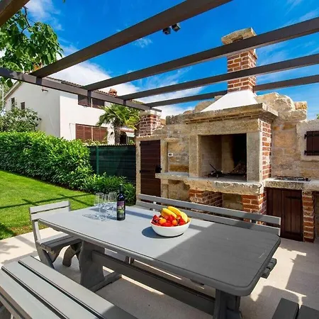 Parry Porec Comfortable 4*