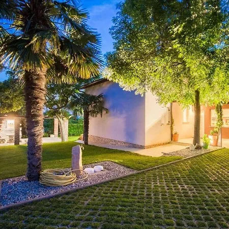 Parry Porec Comfortable 4*